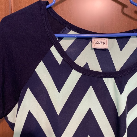 Women’s Daytrip Blouse - Picture 6 of 8